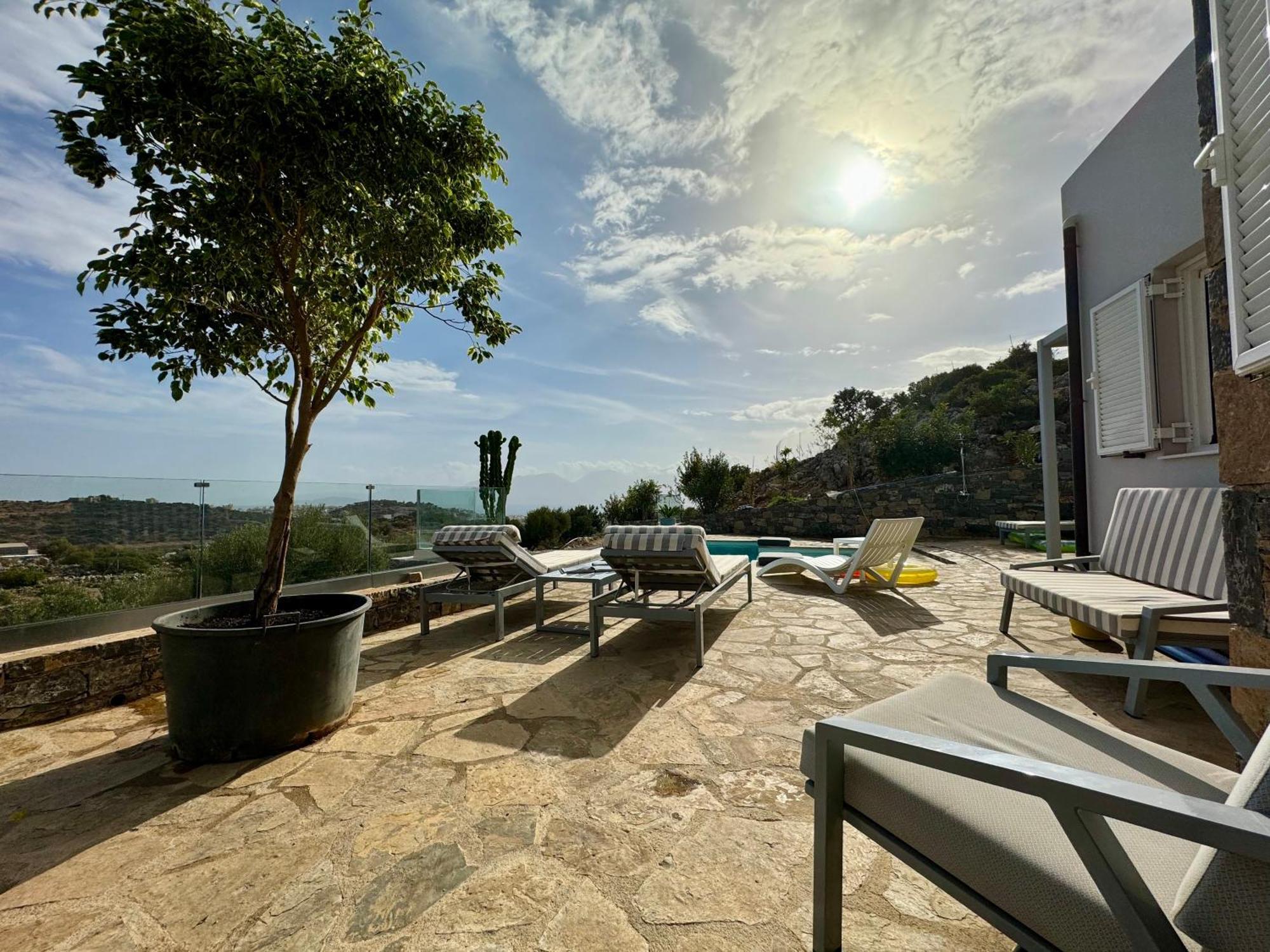 Crete Garden Guesthouse Agios Nikolaos  Exterior photo